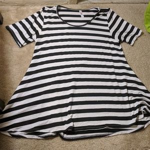 Lularoe Unicorn Perfect T-shirt